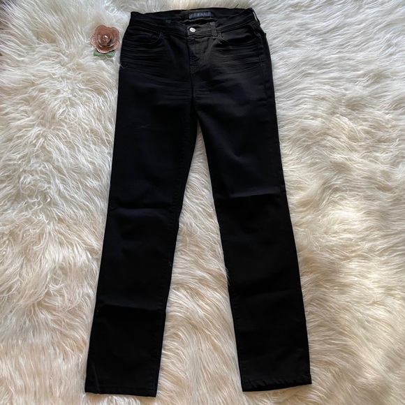 J Brand Denim - J Brand cigarette leg jeans in shadow size 29